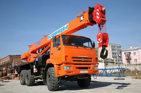 Автокран КАМАЗ 25 тн. / 28 метров 